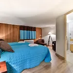 Isabelle Mountain 5 Star 5 Bedroom En Sauna Jacuzzi シャレー *
