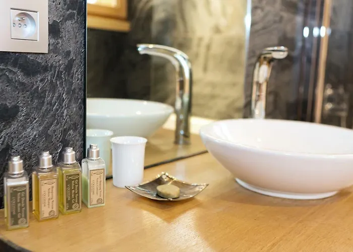 Isabelle Mountain 5 Star 5 Bedroom En Sauna Jacuzzi Chalet *